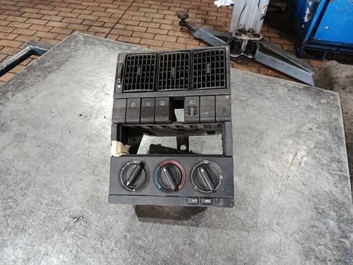 Audi s2 radioschacht - b4,