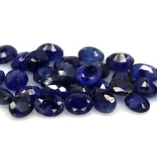 2 Stück Saphire ovale Form ca. 3,5 x 4,7 mm  Herkunft Thailand (2 Stück)
