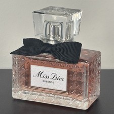 Miss Dior Essence de Parfum 35
