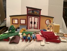 Playmobil Tiny Paws Dog Hotel