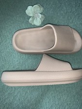 Leichte Sandalen, Gr. 37