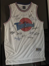 Michael jordan signed jersey - signed,