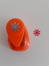 Rayher Motivlocher Motivstanzer Locher Stanzer Blume