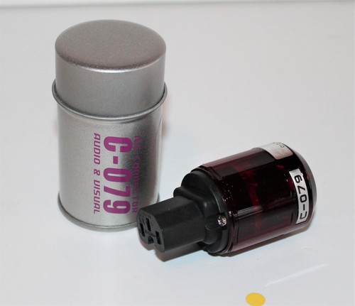 Oyaide 079 iec - oyaide,