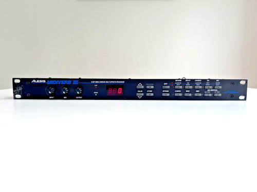 Alesis midiverb iii bit - 16,