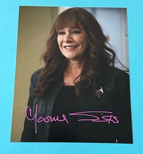 Marina Sirtis   -  STAR TREK -