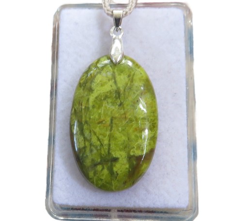 Grüner opal cabochon - opal,