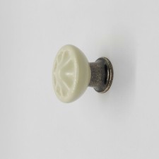 Antique Finish Porcelain Knob