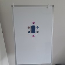 Flipchart Whiteboard, Magnettafel Dreibein Ständer mit Zubehör