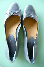 PESARO Ballerinas, Gr. 41, Leder, kieferngrün, Schleife