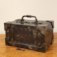 ANTIKE Geldschrank
