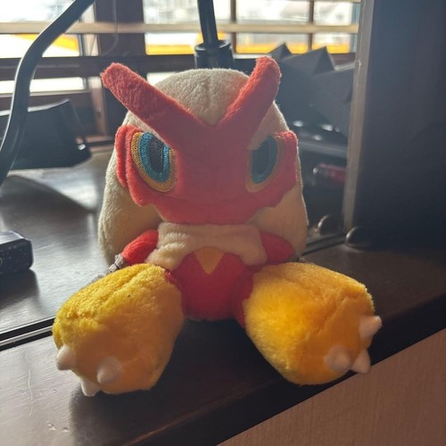 Pokemon center 2004 - pokemon, pokedoll