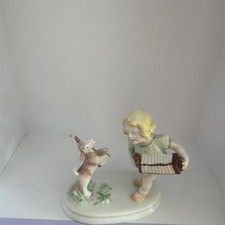 Mädchen Mit Ziehharmonika