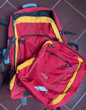 Rollkoffer mit Rucksack für