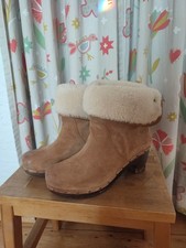 UGG Australia Damen Stiefeletten Boots Gr. 40 (UK 7)