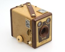 Kodak Brownie SIX-20 Camera