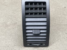 Gehäuse für Luftdüse satinschwarz Rechts 6Q08197049B9 VW Polo 1.2 Bj 2009 9 N