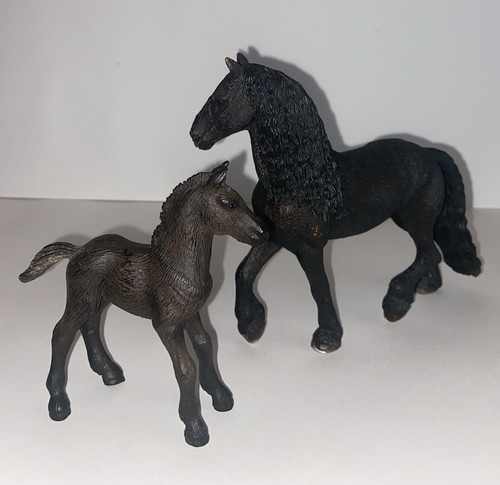 Schleich friese hengst 13667 - 13667, +
