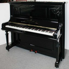 Klavier Steinway & Sons R-137
