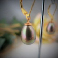 Ohrringe aus Muschelkernperlen