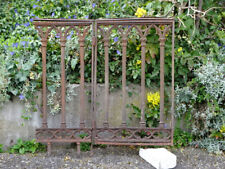 romantische Zauntür Altarzaun Zaunteil gotisch antike Eisentür aus  Frankreich