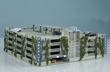 Parkhaus mit 9 Parkdecks