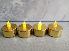 4 LED Teelichter elektrische Kerzen Teelicht goldfarbig