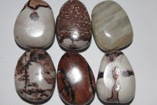 Trommelstein gebohrt