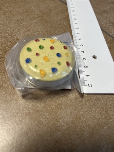 Treat self geocoin - yo, self!