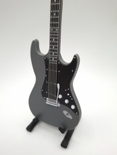 Miniatur E-Gitarre mit