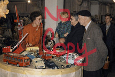 JOUSTRA SPIELZEUG IN