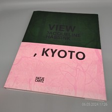 Jacqueline Hassink: View