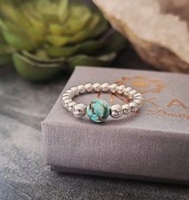 INKA Sterlingsilber Stapel Stretchring Daumenring mit einer Friedensjadeperle