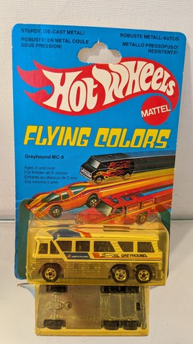 Hot wheels greyhound - hot,