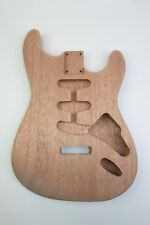 Strat Body aus Dark Red
