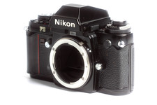 Nikon F3 Gehäuse Body Black analoge SLR Kamera mit Nikon Prismensucher