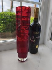 Vintage Alsterfors Schweden beschriftet rot strukturiert Kunstglas Vase. um 1960