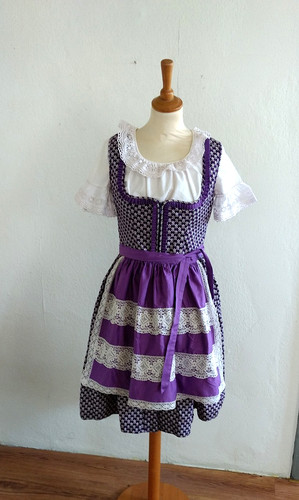 Dirndl mit bluse schurz - mit, und