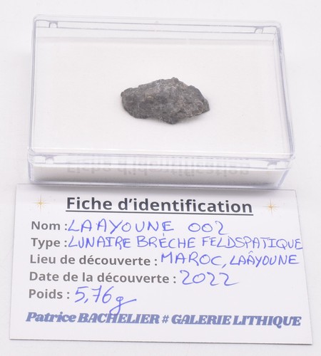 Mondmeteorit laâyoune - 🌙,
