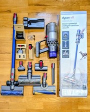 Dyson V11 Absolute + 81