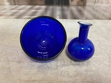 DEKORATIVE FLASCHE UND SCHALE