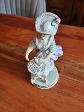 Porzellanfigur Die Kartenspielerin defekt