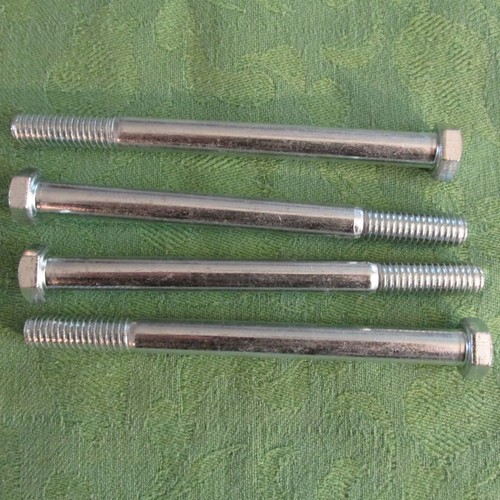 Sechskantschrauben 4 1 - x,