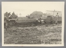 6878a❚ ORIGINAL Foto 1942, mit Fahrzeugen nach Iwanowka bei Charkow , Ukraine