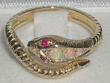 10k Gelbgold natürlicher Opal