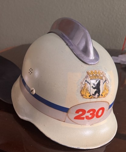 Helm der berliner - helm,