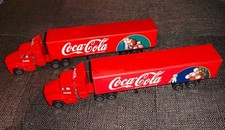 2 Coca-Cola Weihnachtstrucks 90er Werbetruck rot Reklame Werbung Trucks