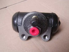 ARO M461, Radbremszylinder