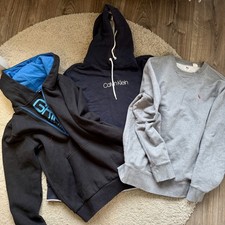 Paket 3 Sweater Hoodi LEVIS