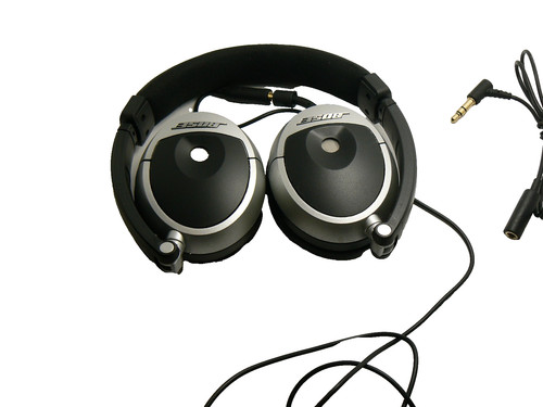 Bose ear wired headphones - wired,